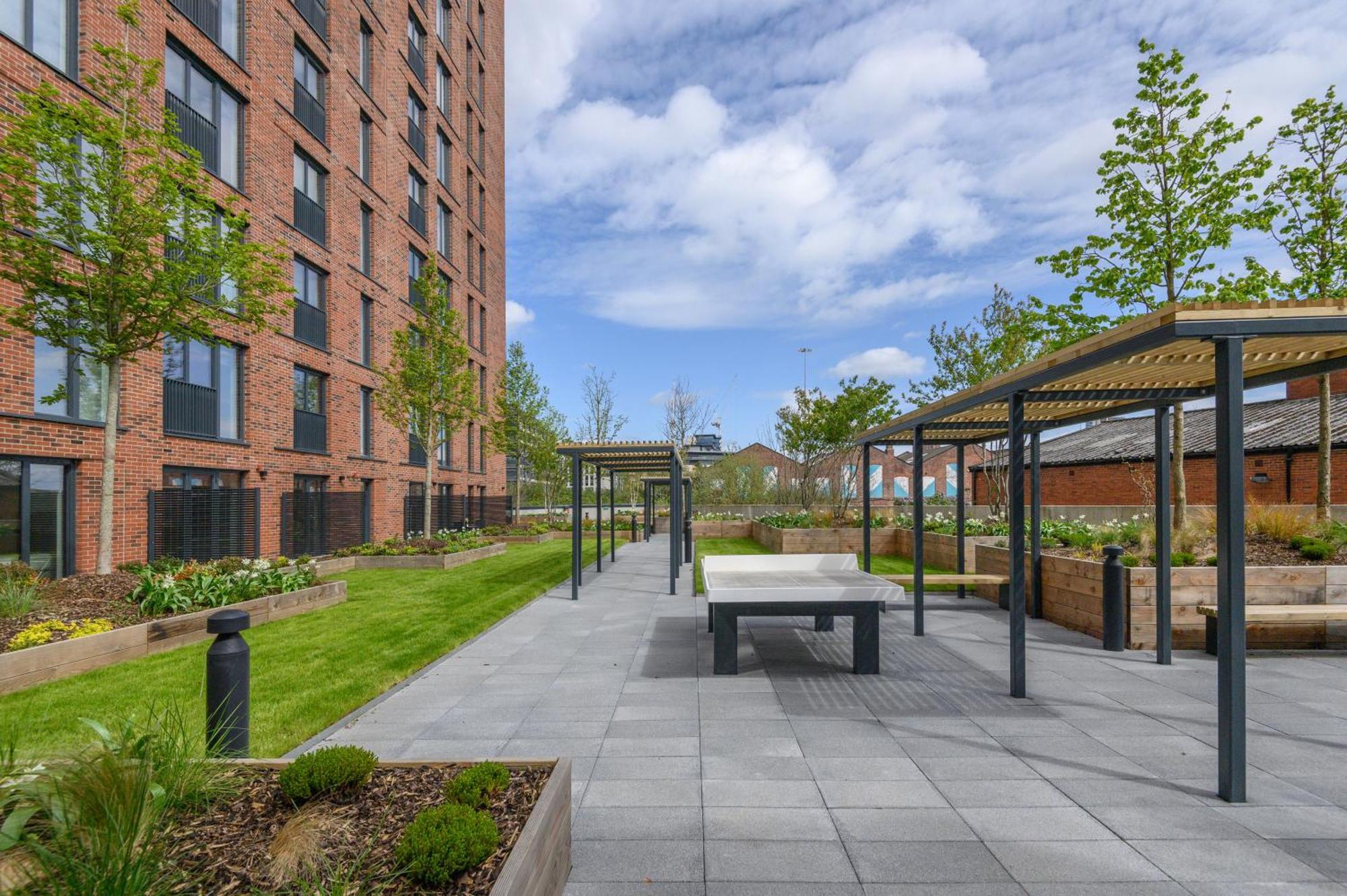 Superior 1 Bed Apartment By Leeds Train Staiton מראה חיצוני תמונה