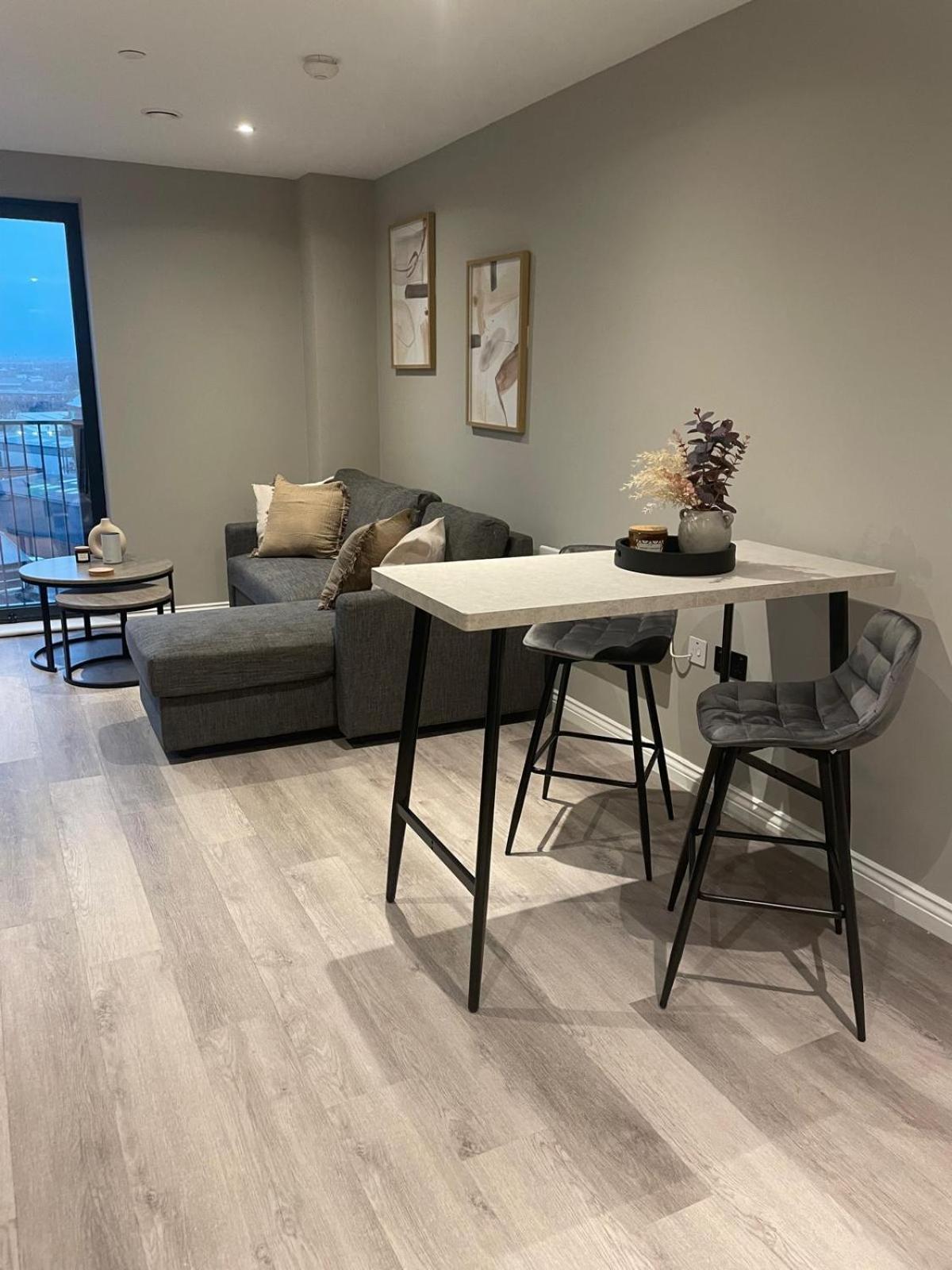 Superior 1 Bed Apartment By Leeds Train Staiton מראה חיצוני תמונה