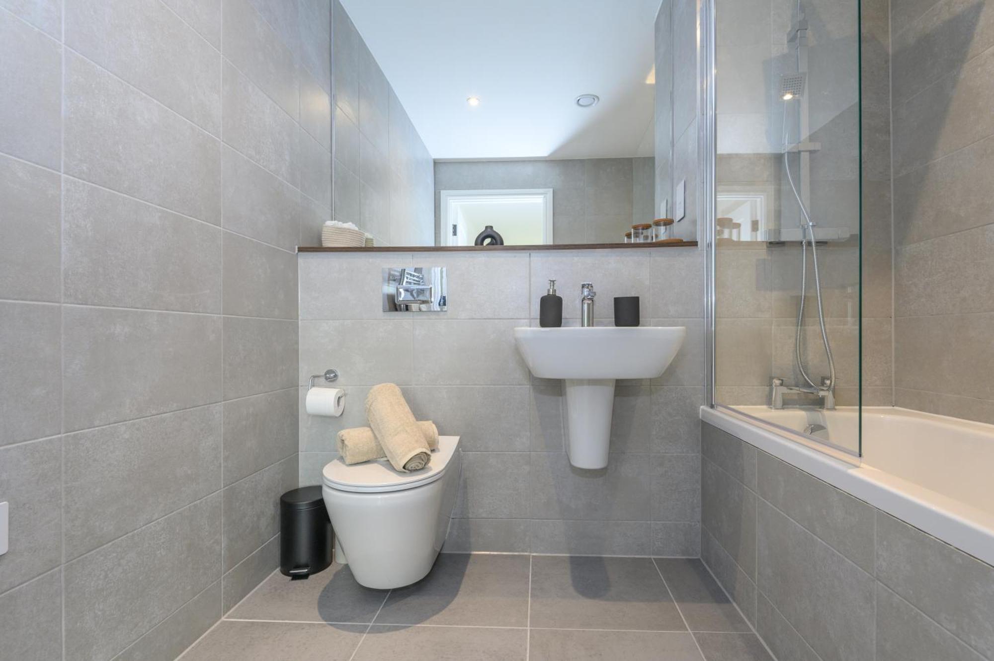 Superior 1 Bed Apartment By Leeds Train Staiton מראה חיצוני תמונה