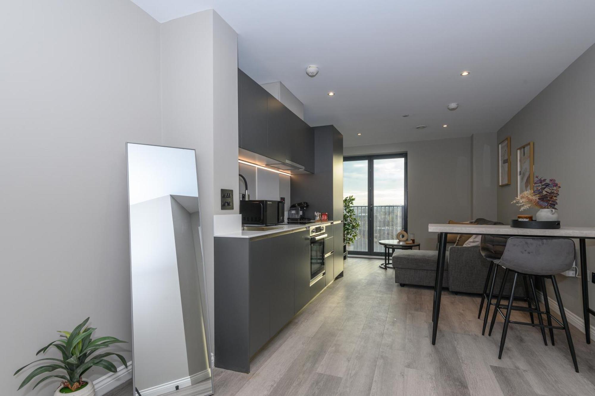 Superior 1 Bed Apartment By Leeds Train Staiton מראה חיצוני תמונה