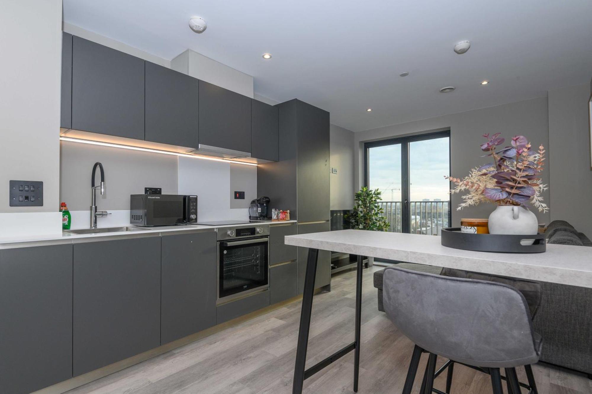 Superior 1 Bed Apartment By Leeds Train Staiton מראה חיצוני תמונה